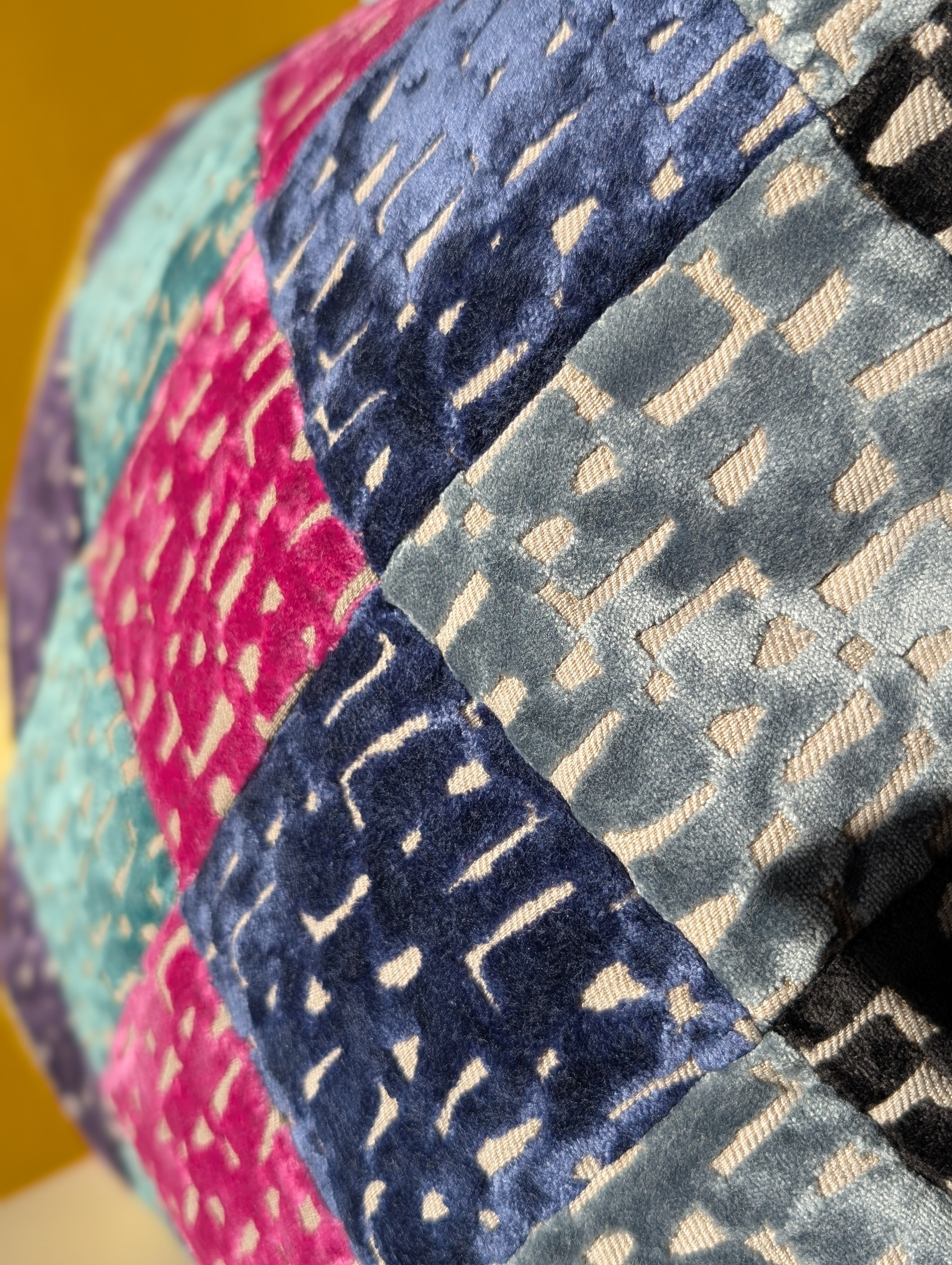 Kissen "Patchwork Samt" - Bild 3