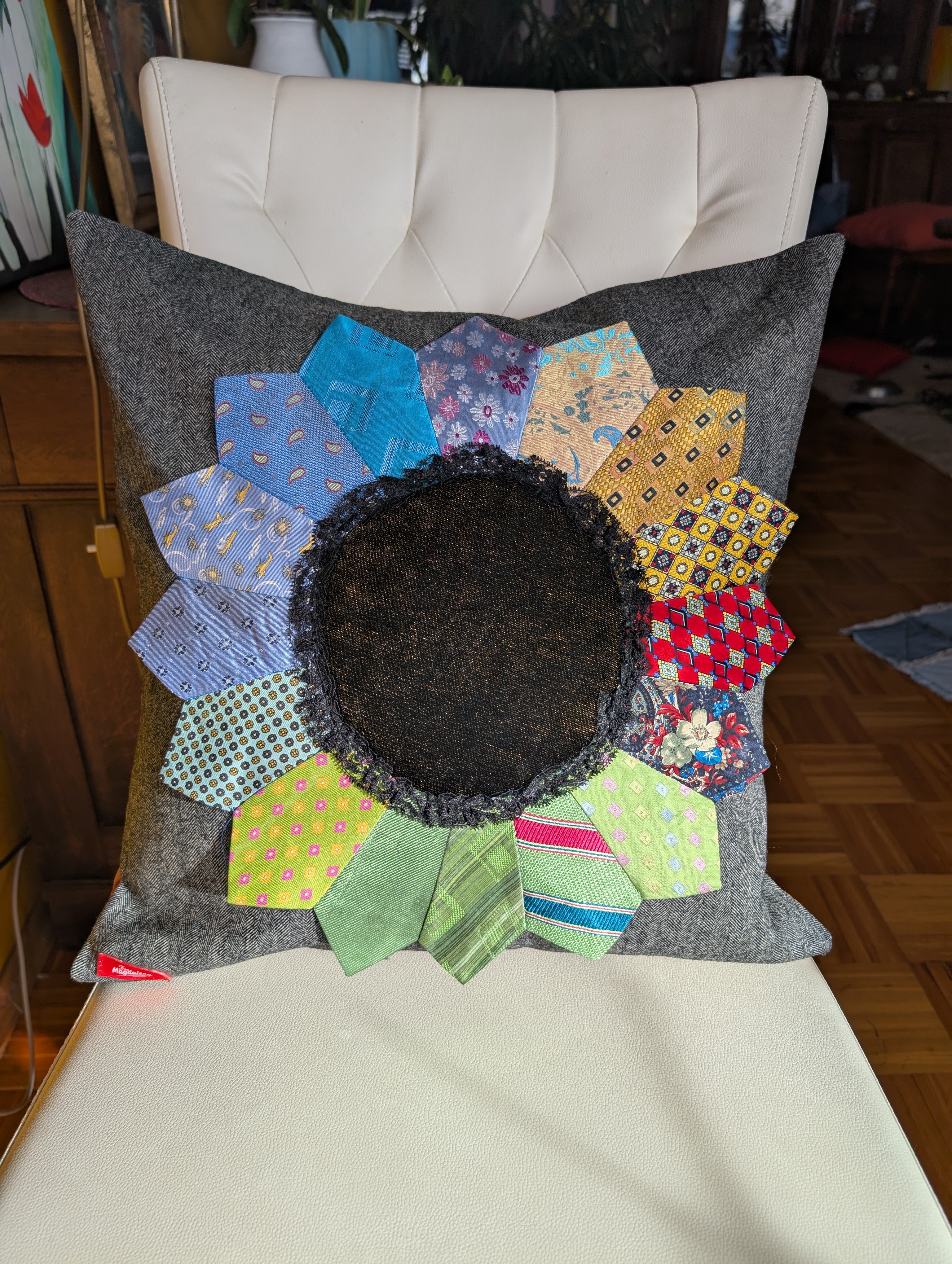 Kissen "Krawatten-Krawatten-Krawatten" N°2 - Bild 4